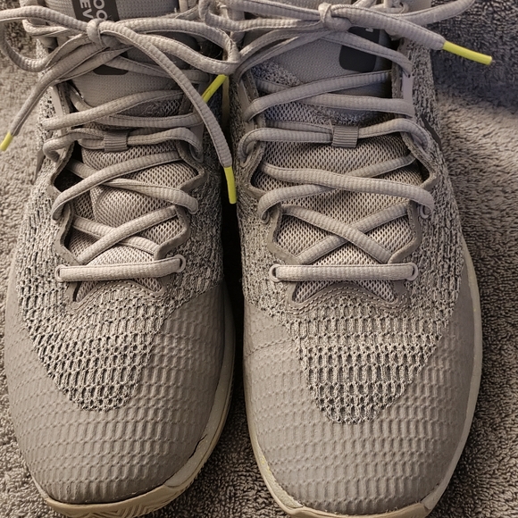 Nike Men´s Zoom Rev Basketball Sneakers Gray Size...